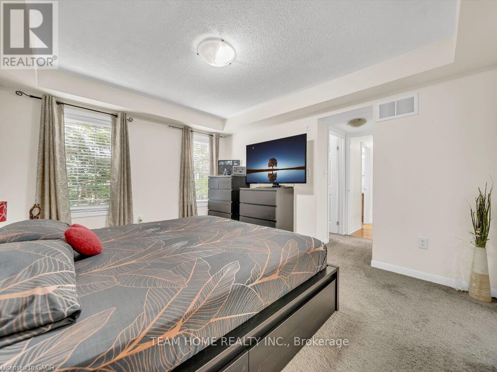 Photo 17 of 1 700 Neighbourhood Circle, Mississauga ON