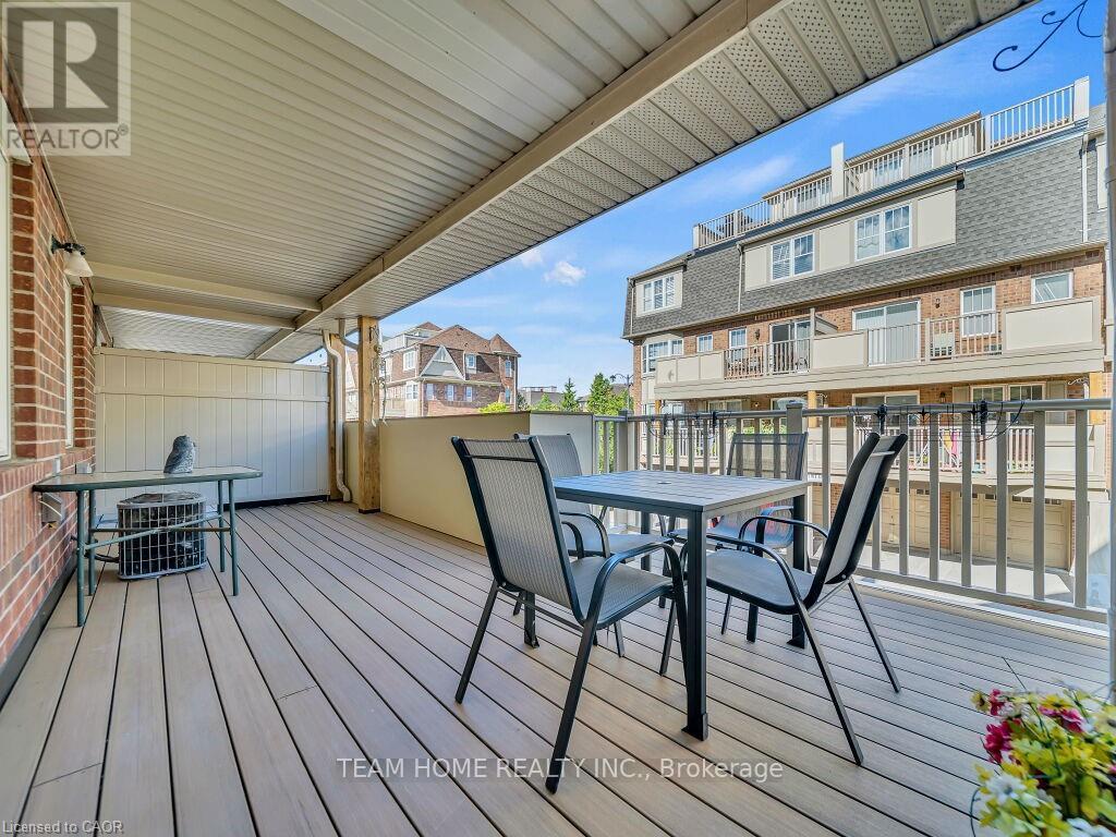 Photo 25 of 1 700 Neighbourhood Circle, Mississauga ON