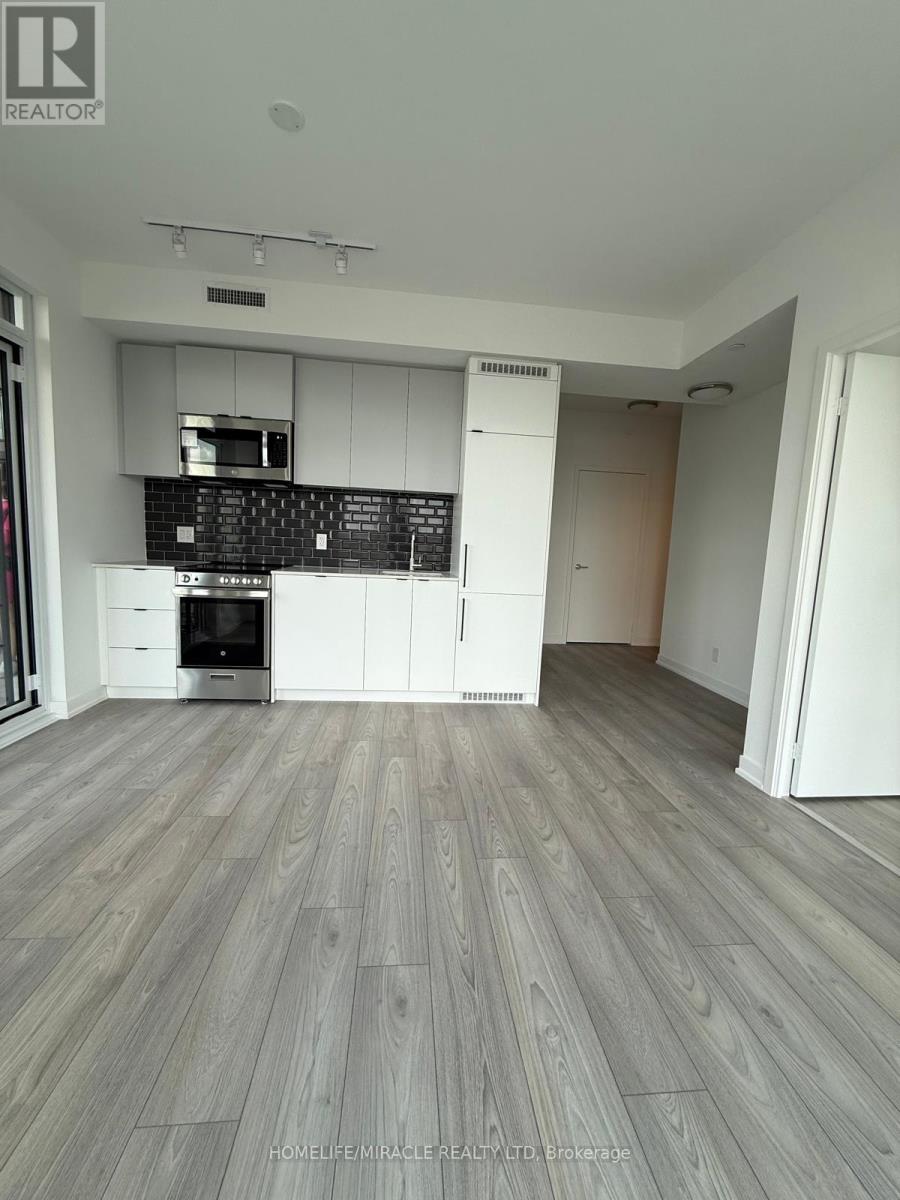 Photo 3 of 926 285 Dufferin Street, Toronto ON