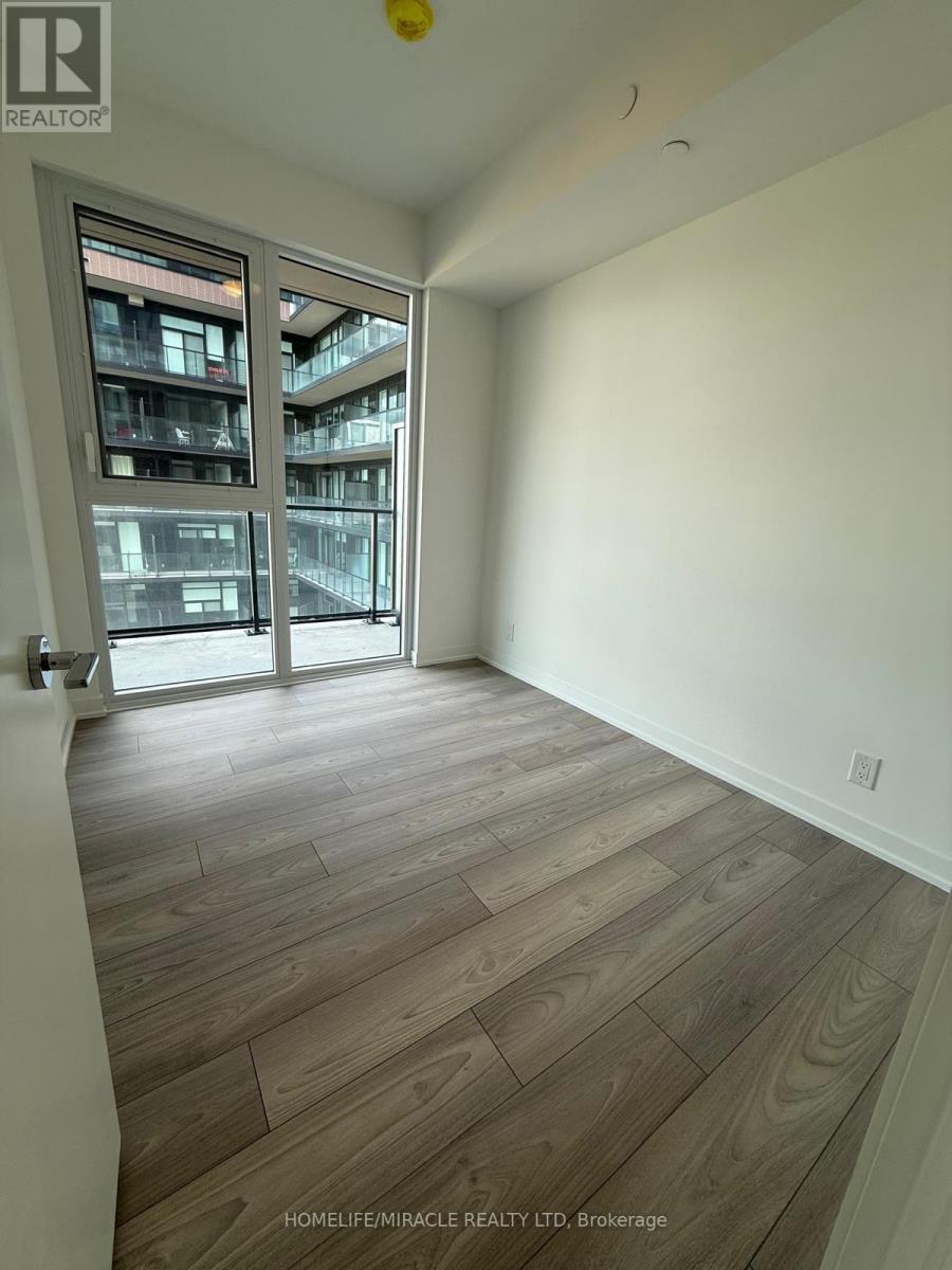 Photo 5 of 926 285 Dufferin Street, Toronto ON