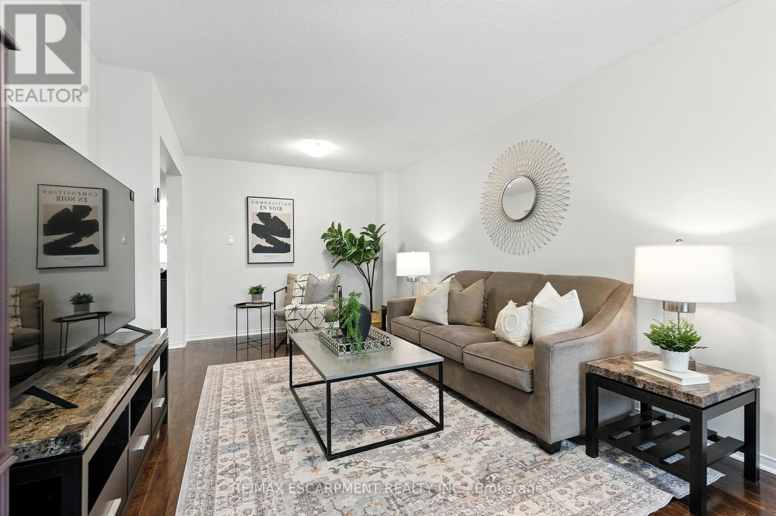 Photo 8 of 23 415 River Oaks Boulevard W, Oakville ON