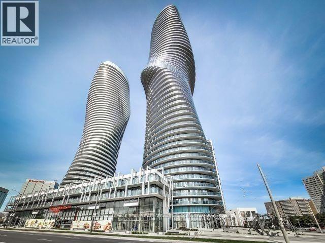 Photo 2 of 4808 60 Absolute Avenue, Mississauga ON