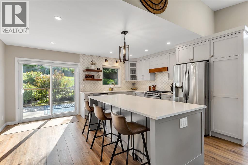 Photo 13 of 23 Sanderling Court, Calgary AB