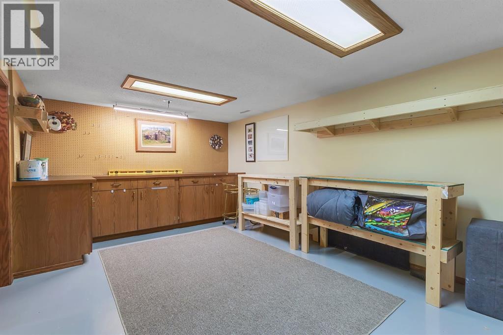 Photo 41 of 23 Sanderling Court, Calgary AB