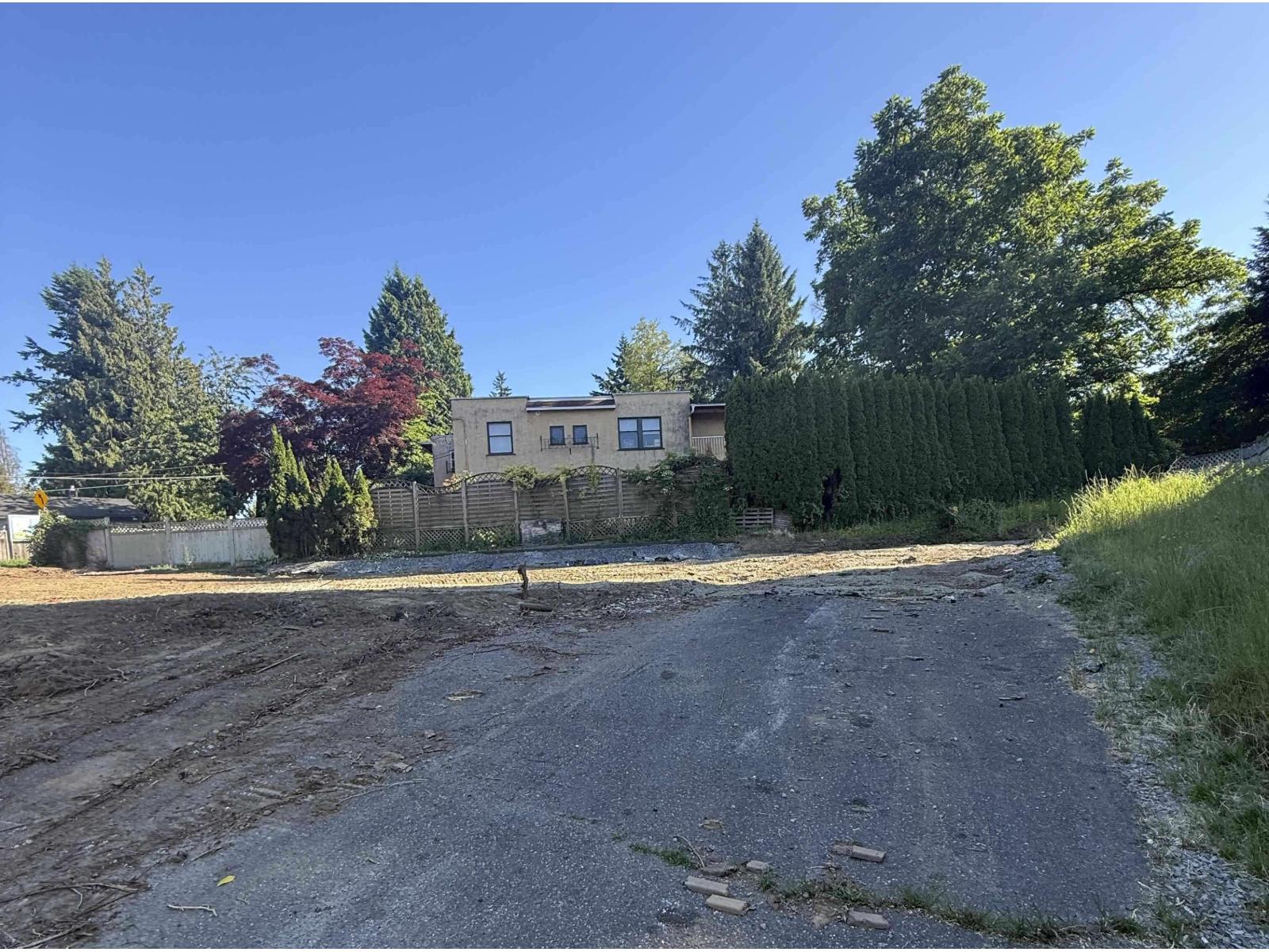 Photo 9 of 2353 Mckenzie Road, Abbotsford BC