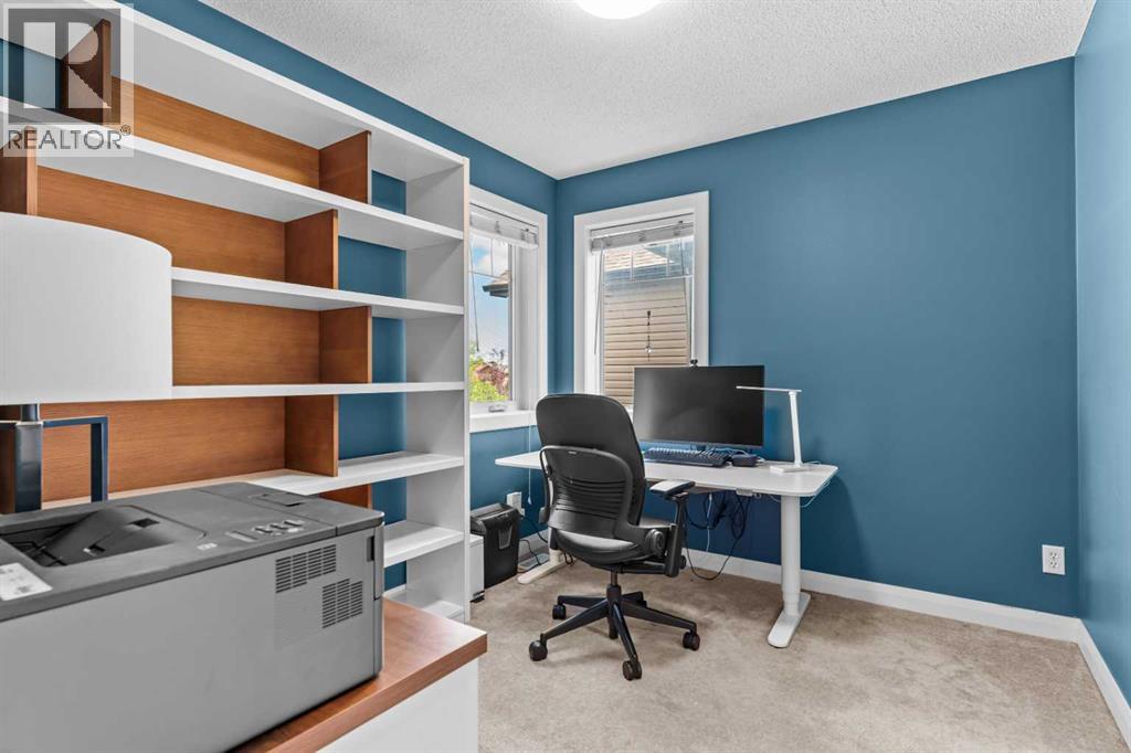 Photo 26 of 120 Evansdale Way Nw, Calgary AB