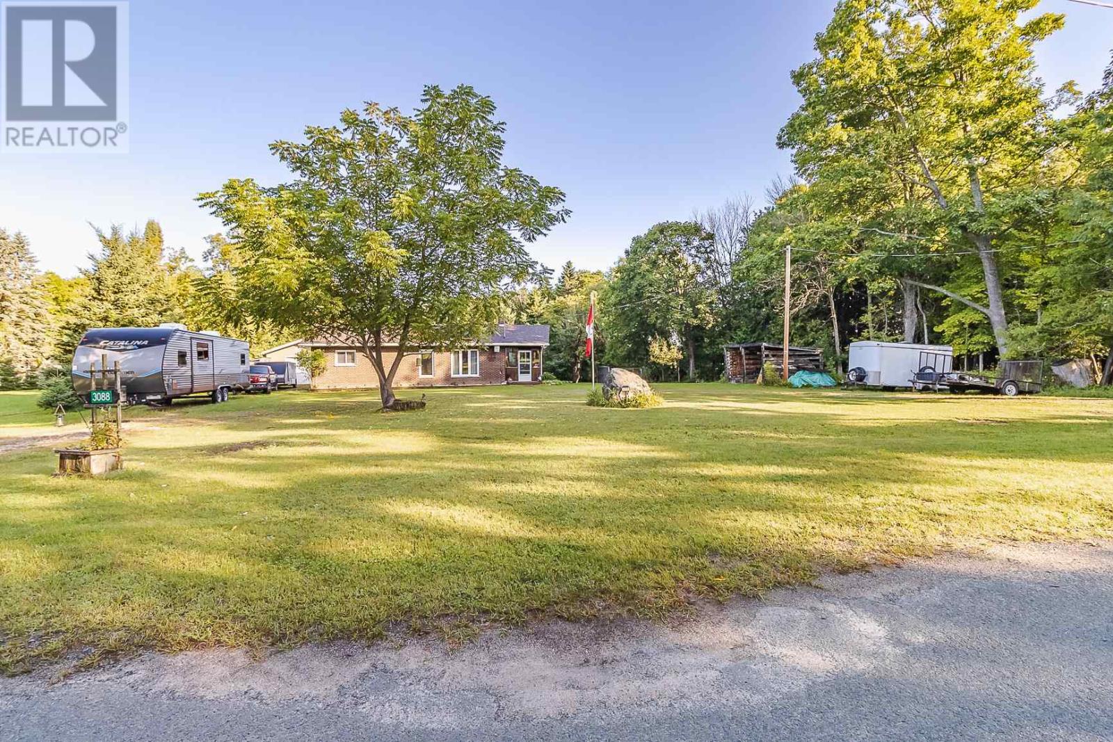 Photo 4 of 3088 Second St, Hilton Beach ON