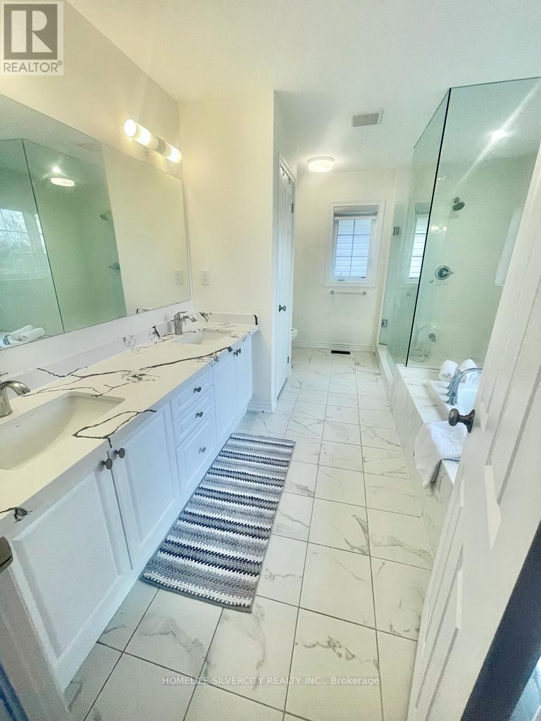 Photo 25 of 111 Oak Avenue, Brant ON