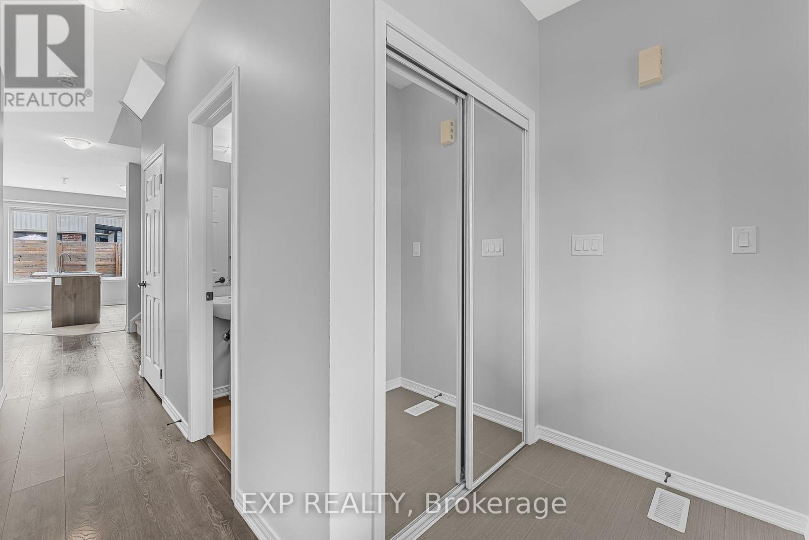 Photo 14 of 91 Arnold Marshall Boulevard, Haldimand ON