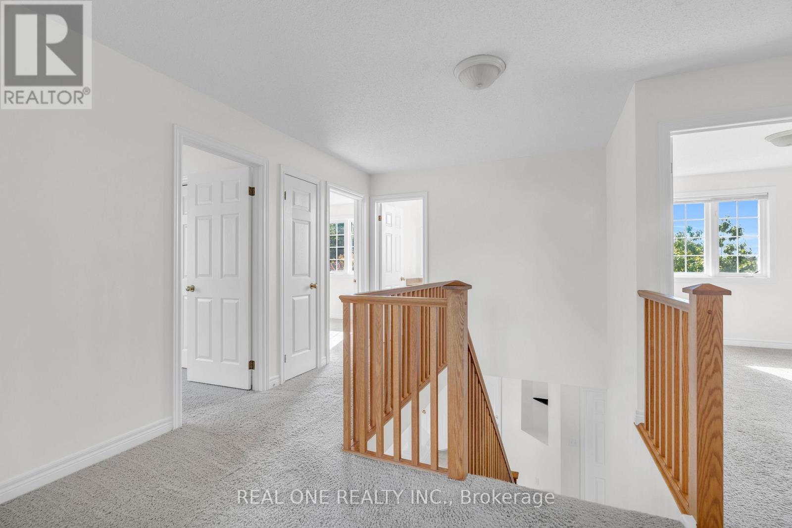 Photo 20 of 120 Sofron Drive, Cambridge ON