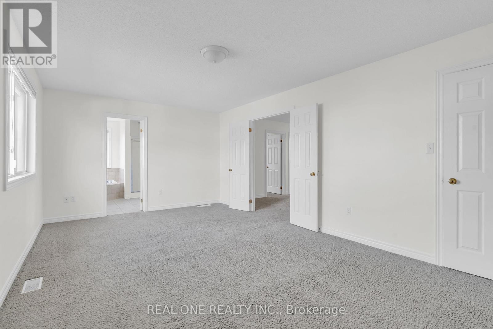Photo 27 of 120 Sofron Drive, Cambridge ON