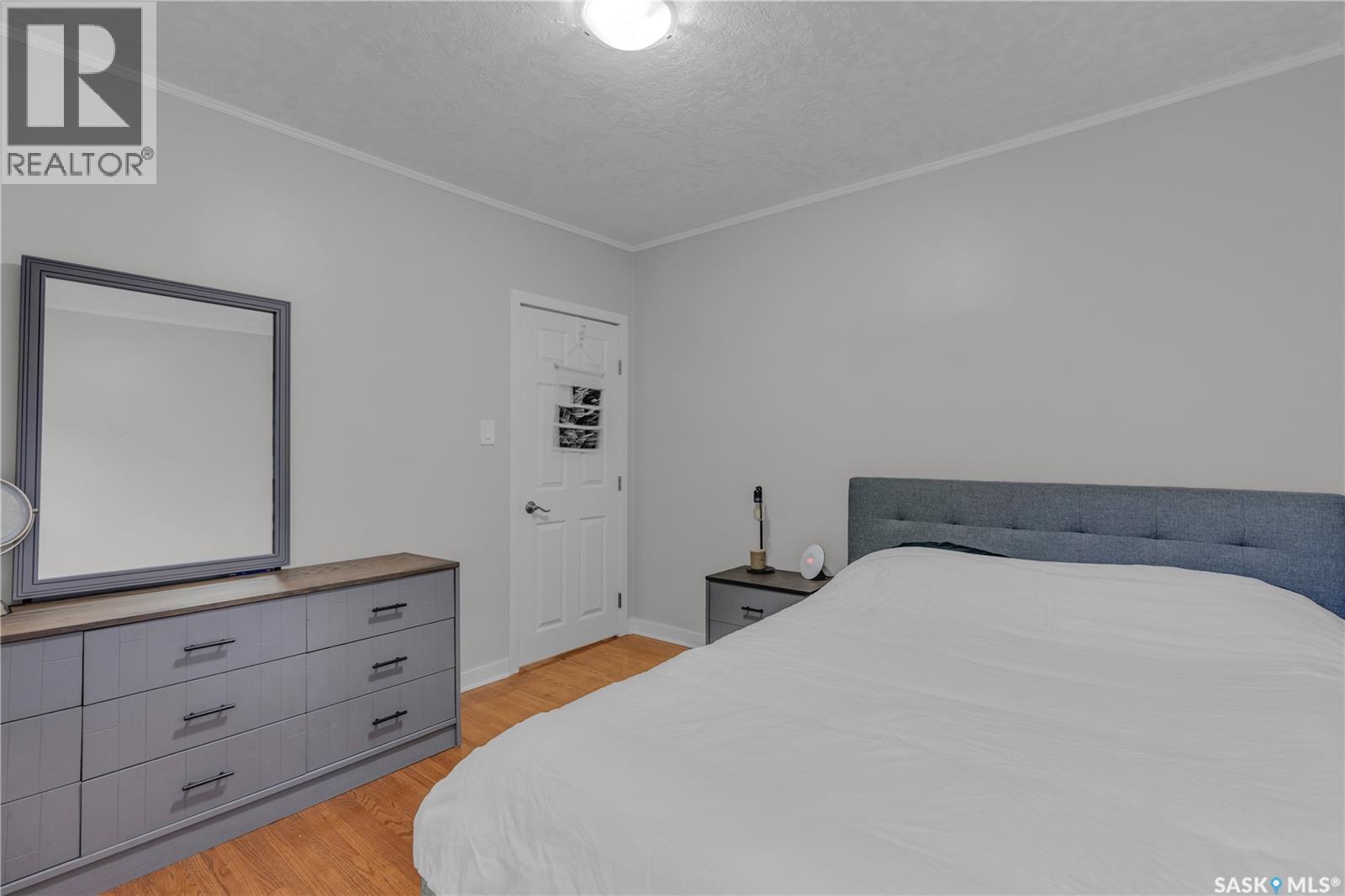 Photo 13 of 2431 Elliott Street, Regina SK