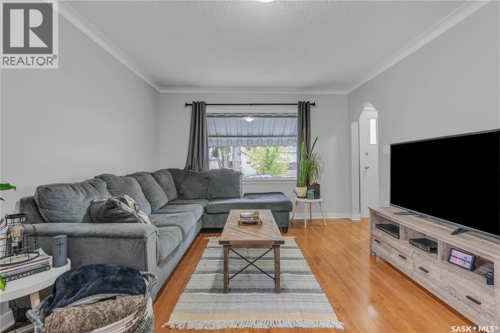 Photo 7 of 2431 Elliott Street, Regina SK