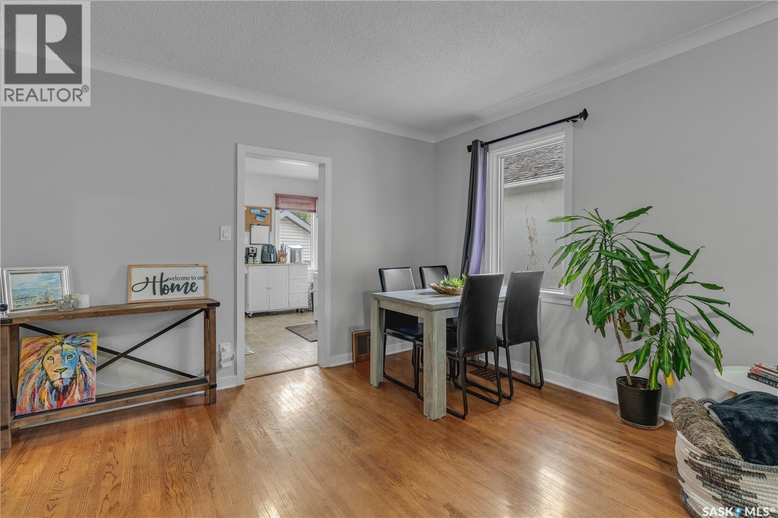 Photo 8 of 2431 Elliott Street, Regina SK