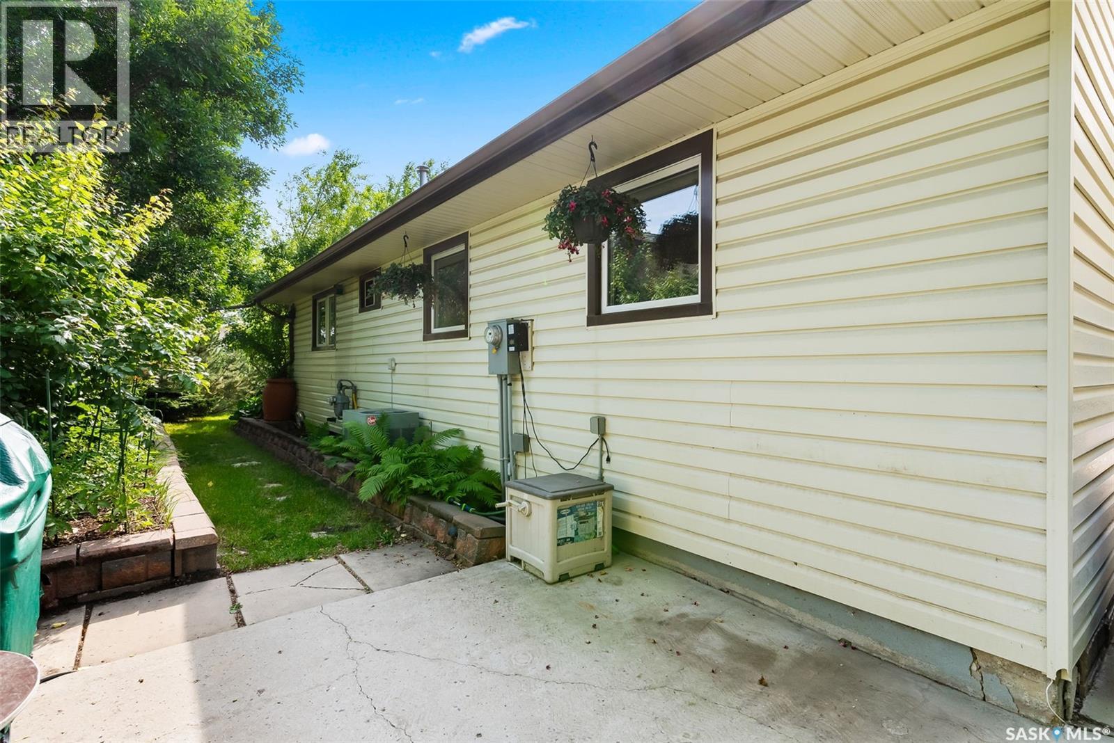 Photo 38 of 302 Cavendish Street, Regina SK