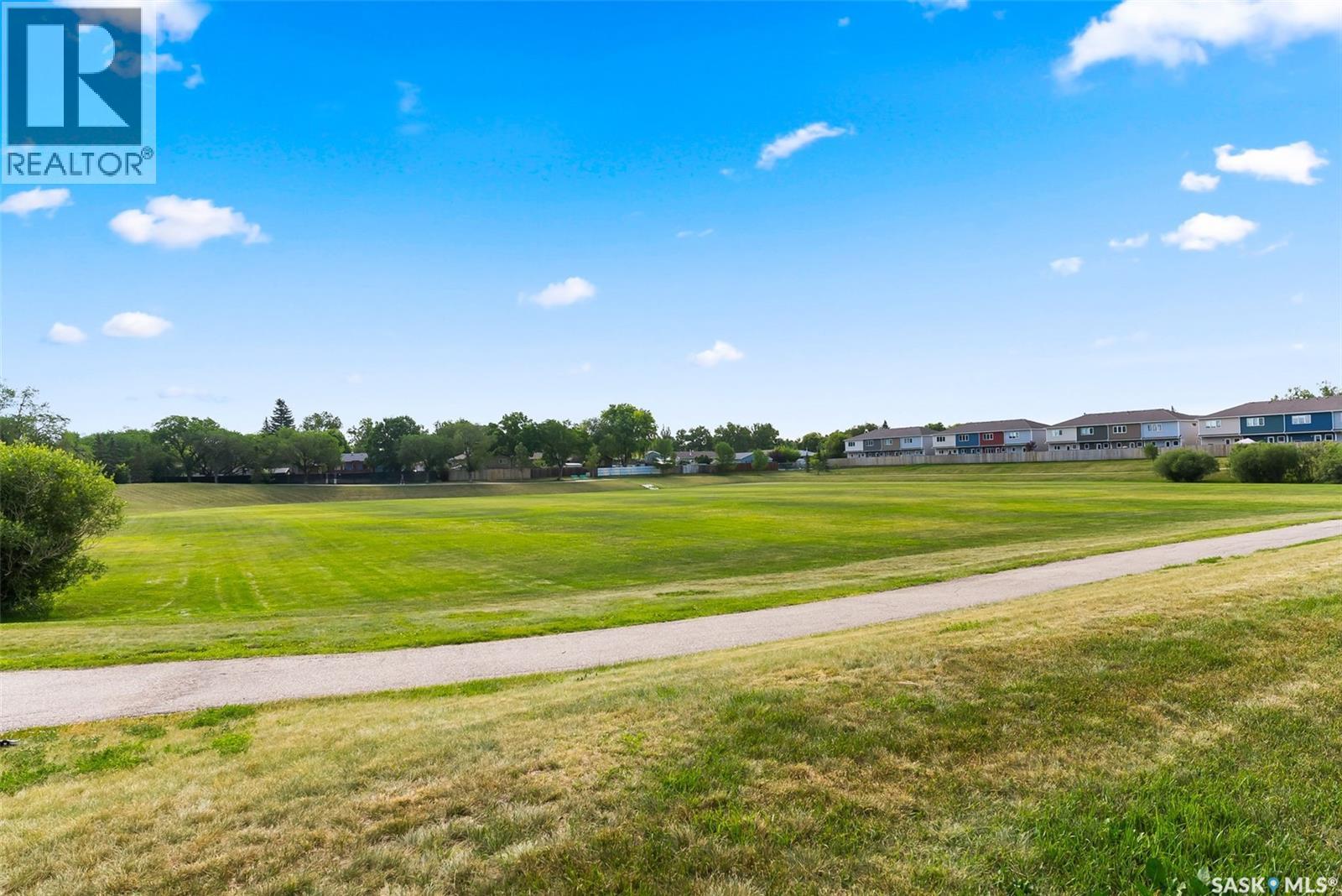 Photo 42 of 302 Cavendish Street, Regina SK
