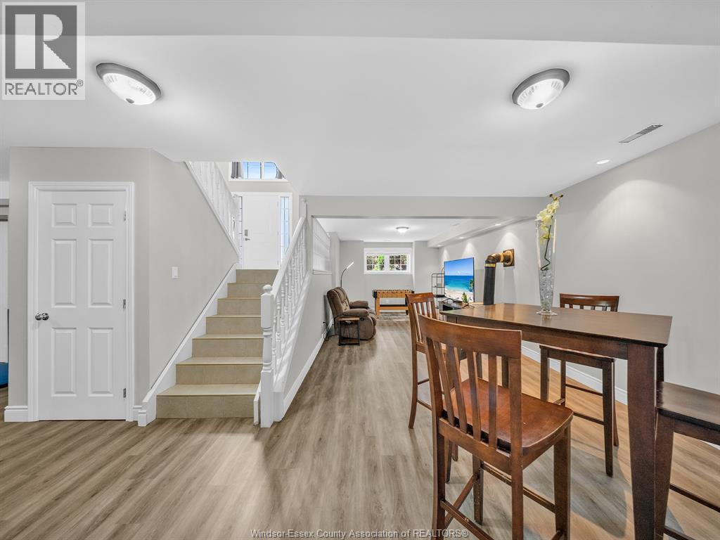 Photo 24 of 110 Sunset Drive, Harrow ON