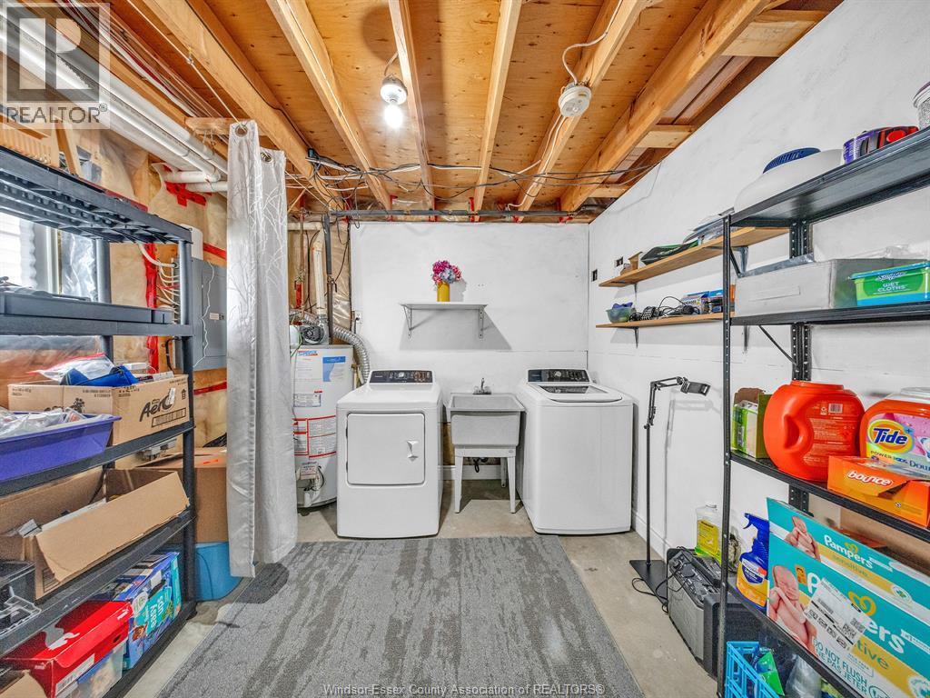Photo 34 of 110 Sunset Drive, Harrow ON
