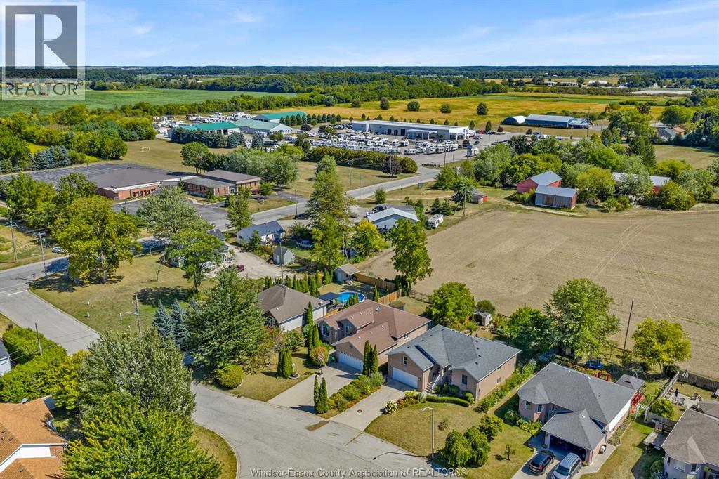Photo 45 of 110 Sunset Drive, Harrow ON