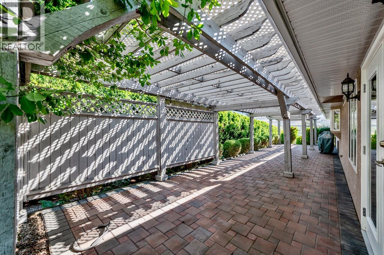 6718 Merlot Court, Oliver