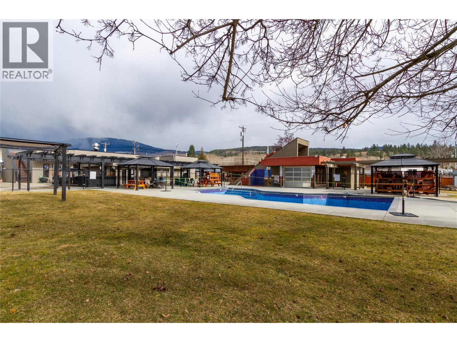 #136 415 Commonwealth Road - 31
