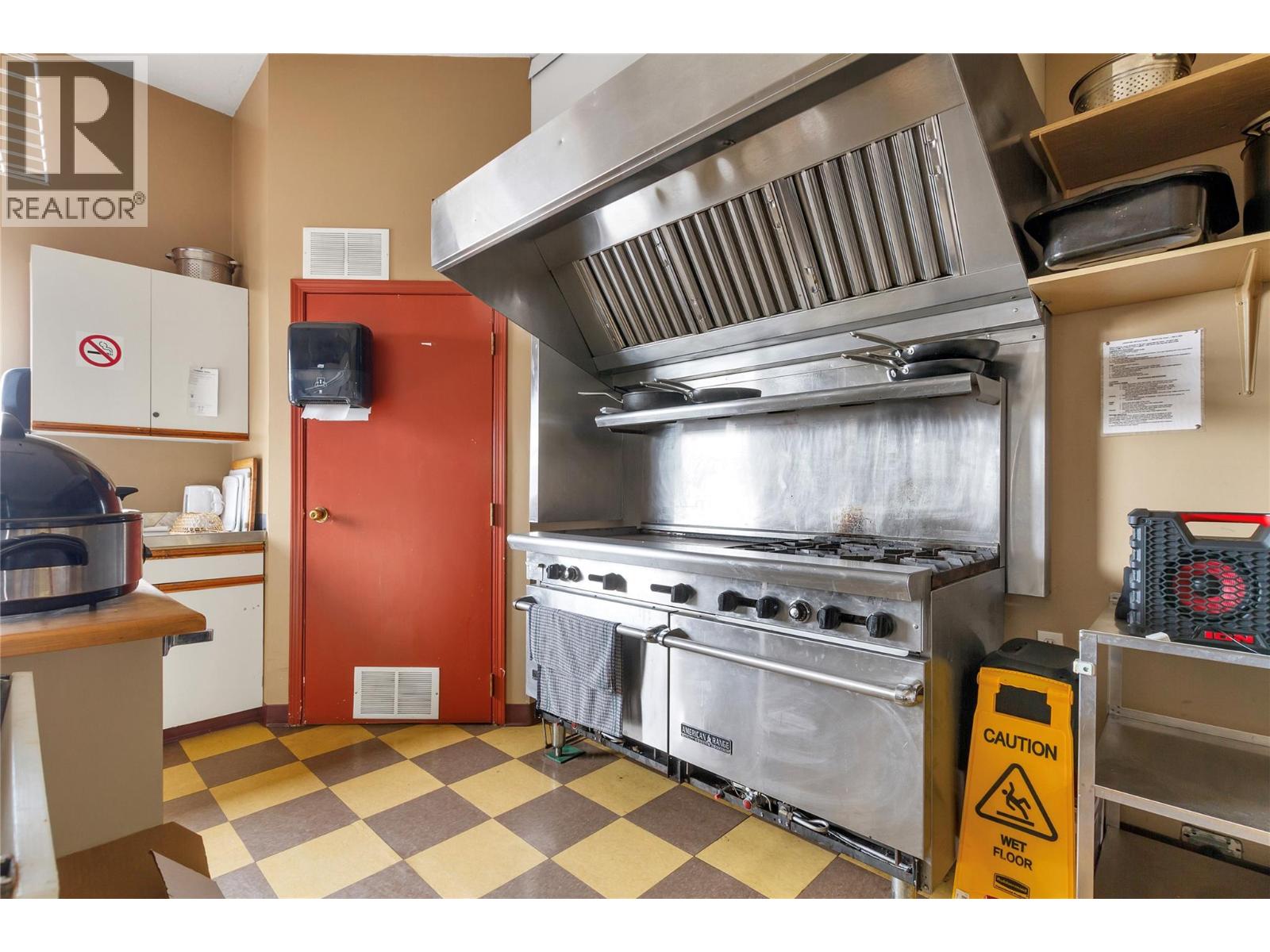 #136 415 Commonwealth Road - 35