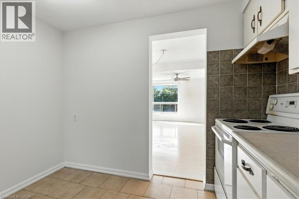 Photo 12 of 11 Grand River Boulevard Unit 29, Kitchener ON