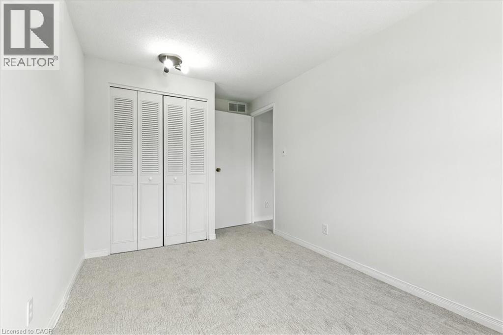 Photo 18 of 11 Grand River Boulevard Unit 29, Kitchener ON