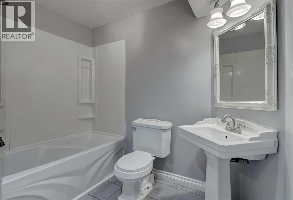Photo 19 of 10422 72 Avenue, Grande Prairie AB