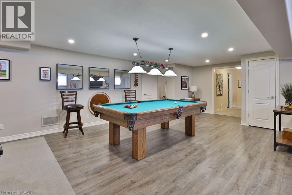 Photo 20 of 980 Gorton Avenue, Burlington ON