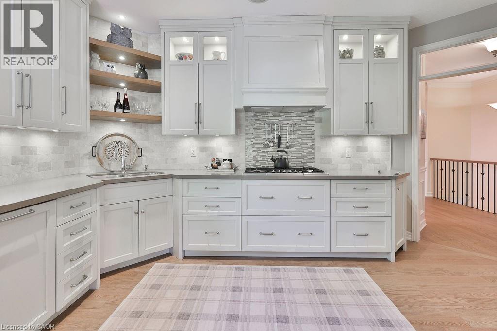 Photo 10 of 980 Gorton Avenue, Burlington ON