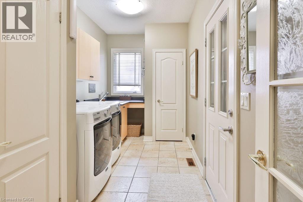 Photo 17 of 980 Gorton Avenue, Burlington ON