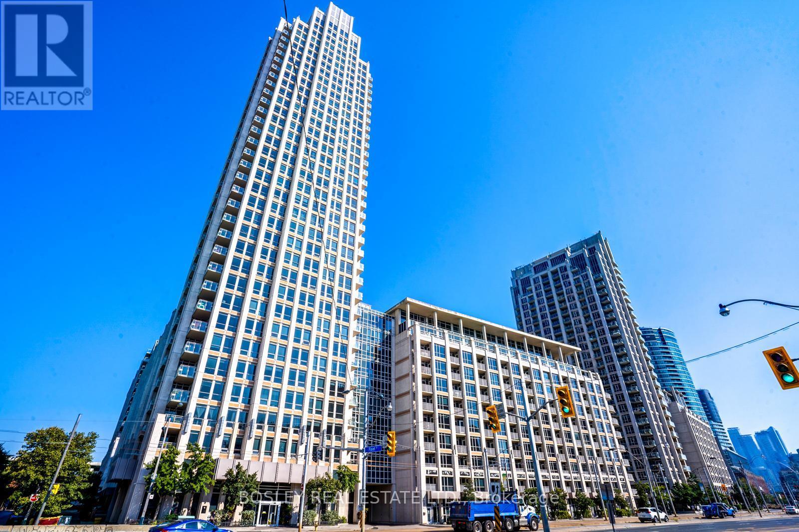 Photo 1 of 532 628 Fleet Street, Toronto ON