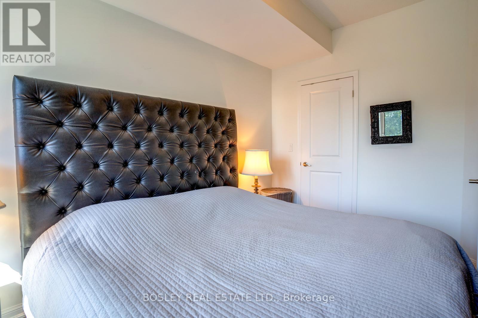 Photo 18 of 532 628 Fleet Street, Toronto ON