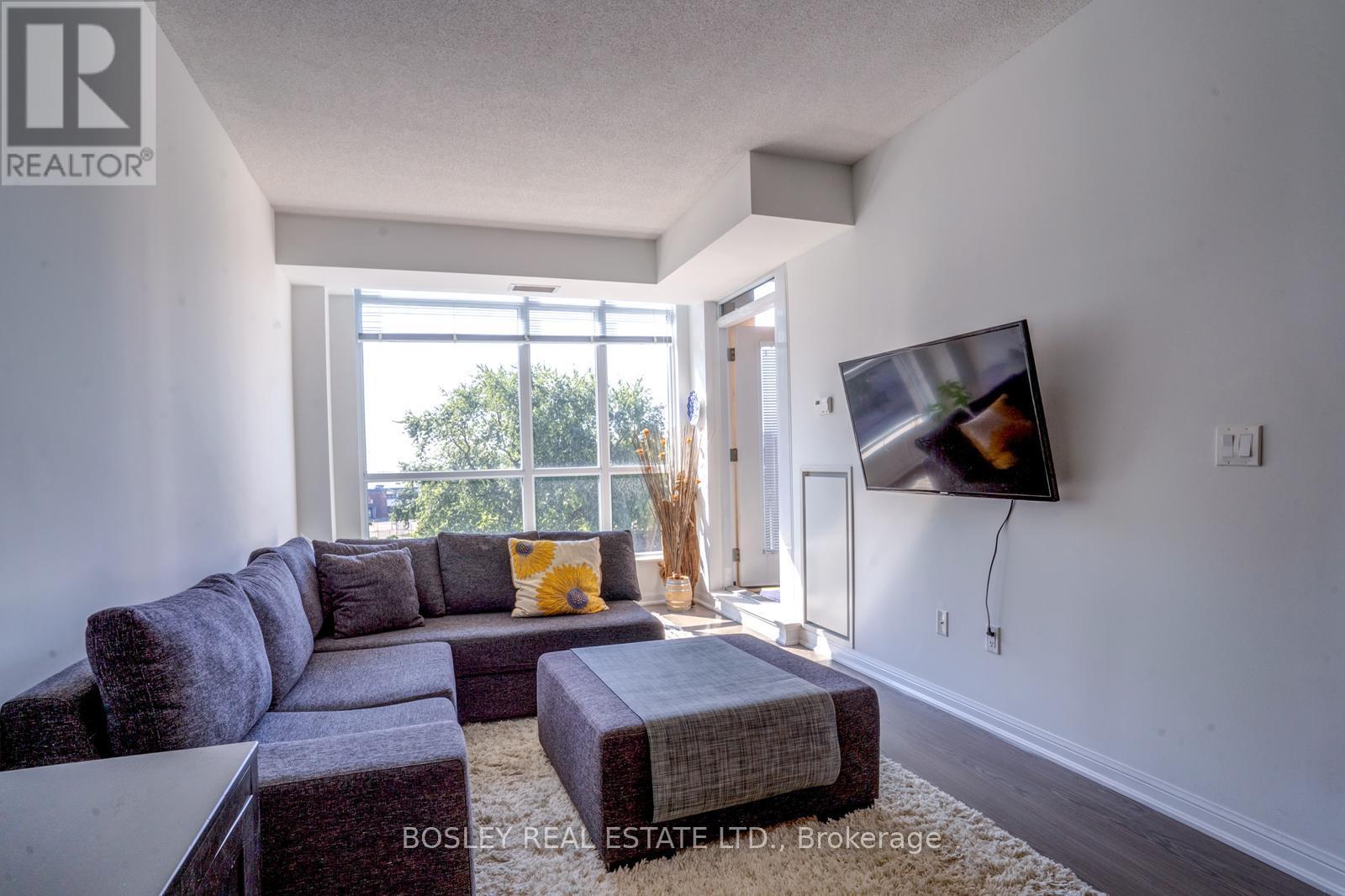 Photo 6 of 532 628 Fleet Street, Toronto ON