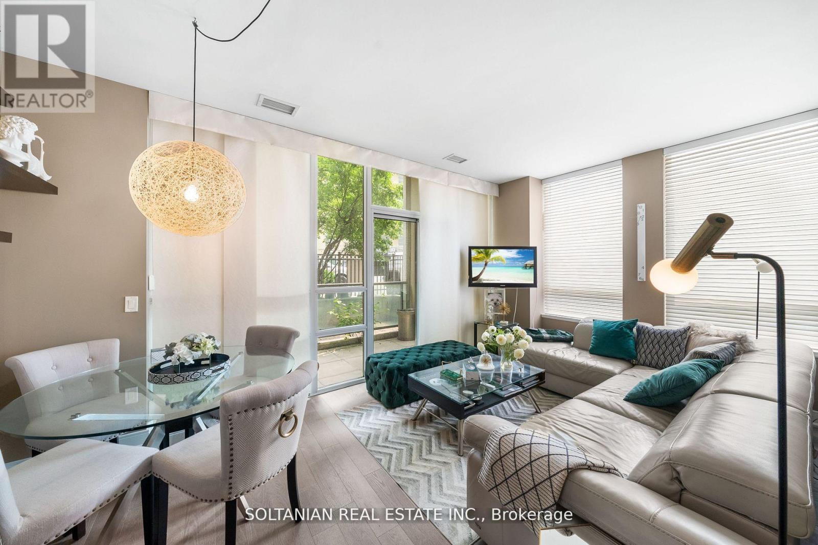 Photo 2 of 105 88 Broadway Avenue, Toronto ON