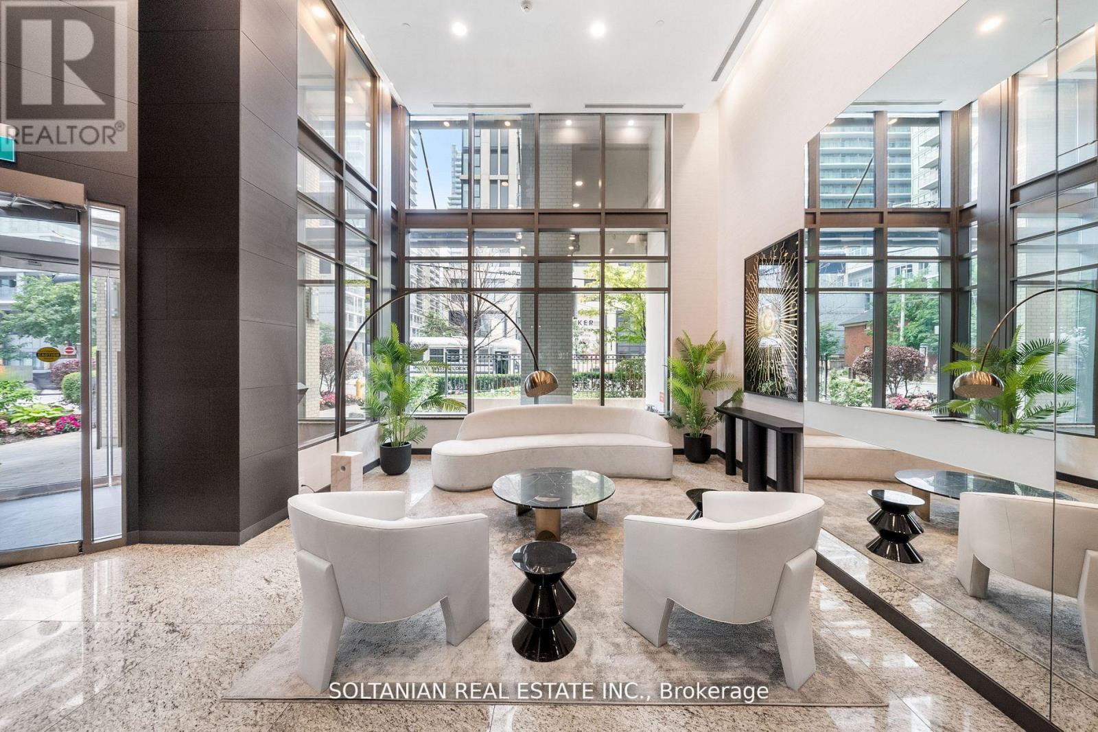 Photo 22 of 105 88 Broadway Avenue, Toronto ON