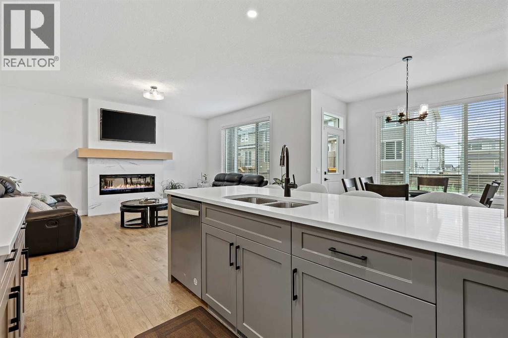 Photo 1 of 931 Langholm Drive Se, Airdrie AB