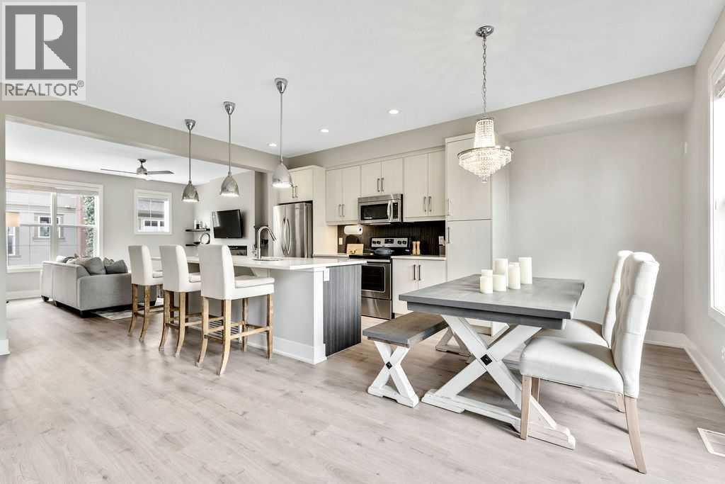 Photo 4 of 44 Quarry Lane Se, Calgary AB