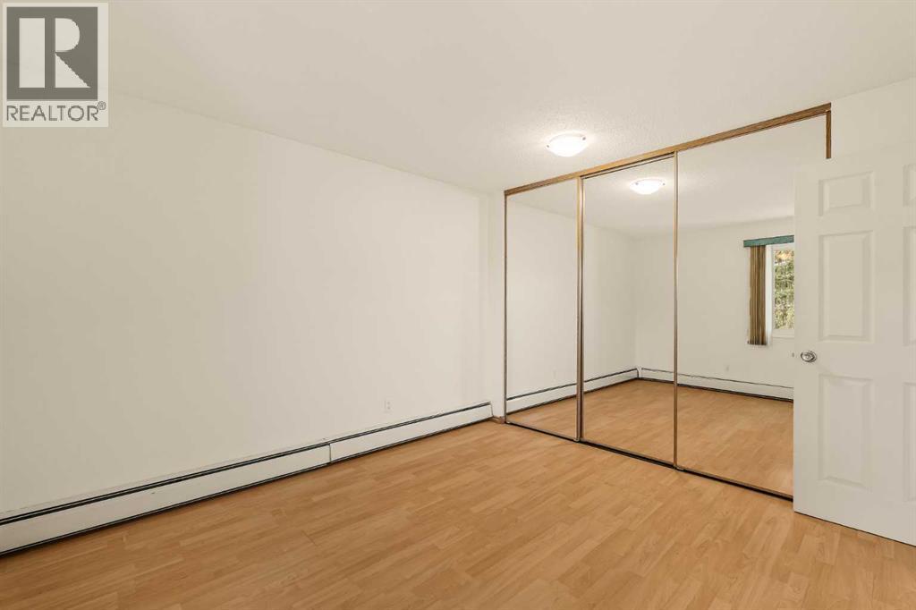 Photo 23 of 3302 80 Glamis Drive Sw, Calgary AB