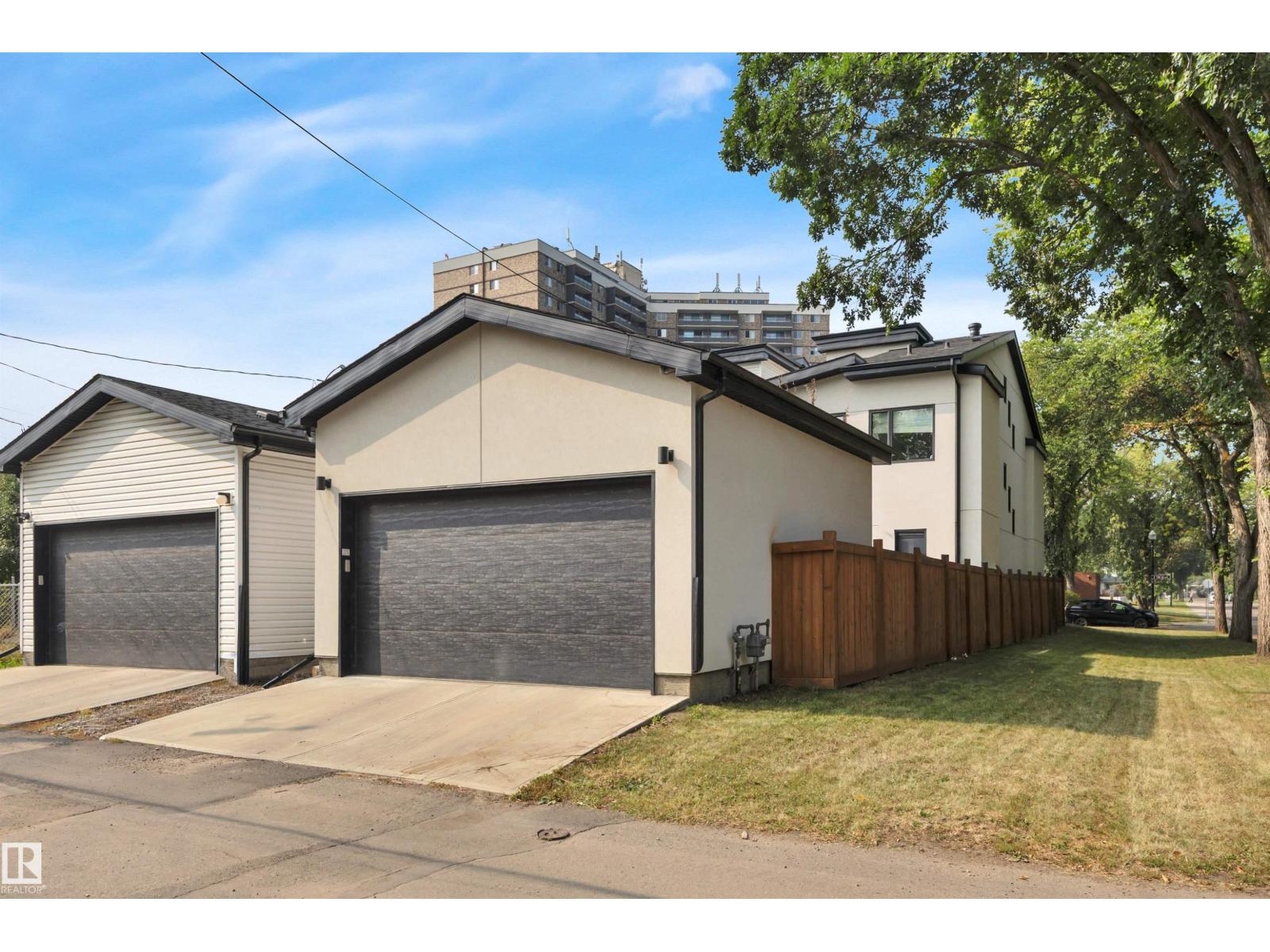 Photo 58 of 10233 139 St Nw, Edmonton AB