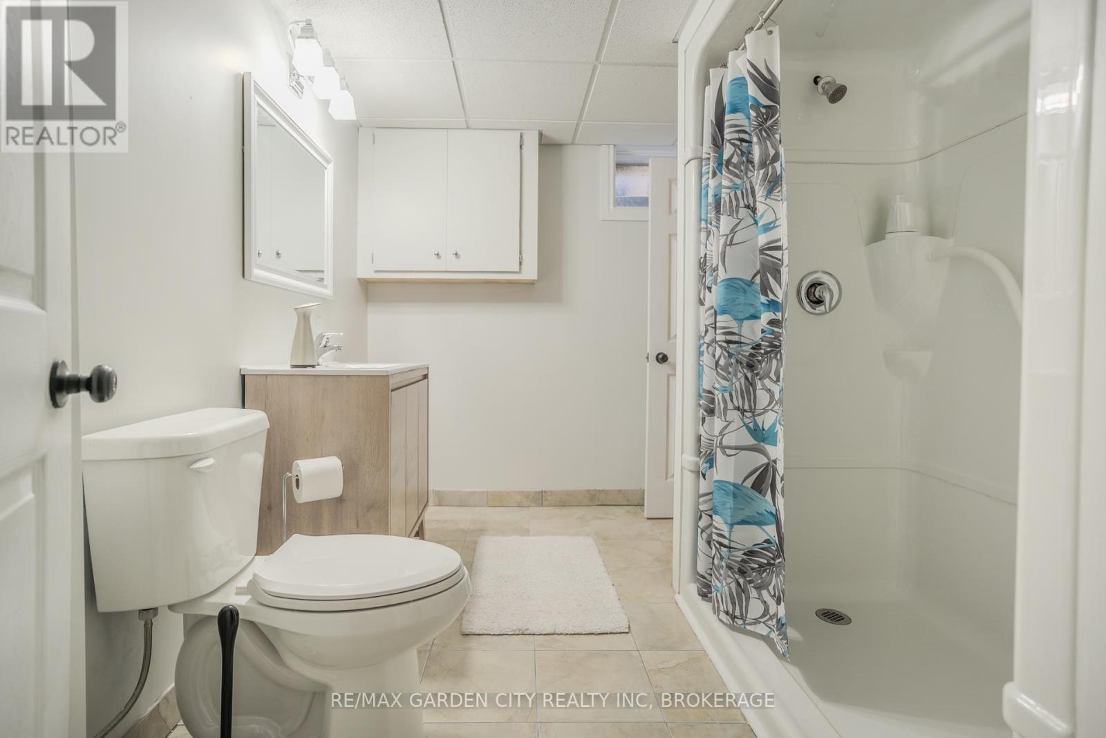 Photo 28 of 67 Chancery Circle, St Catharines ON