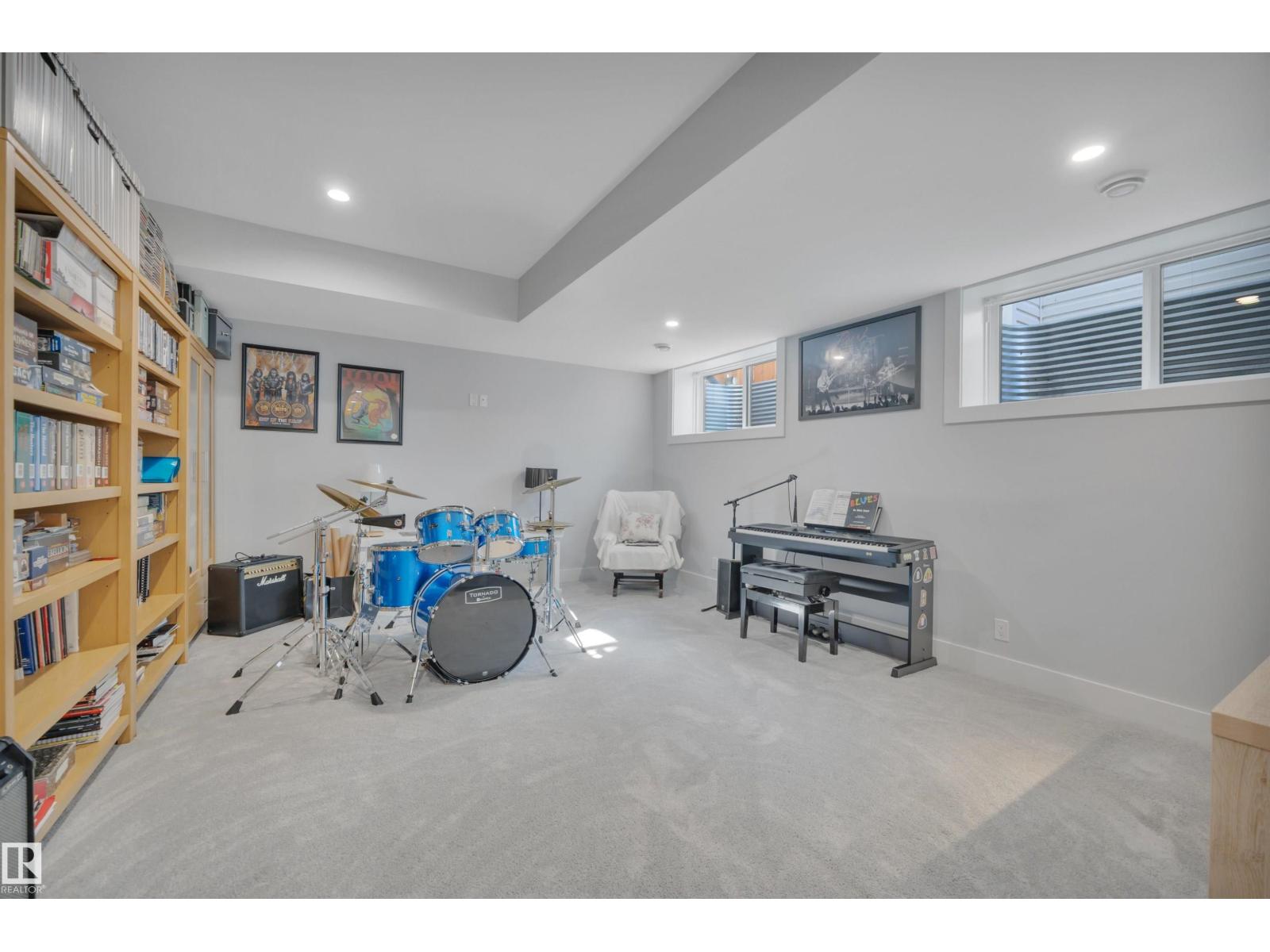 Photo 44 of 10233 139 St Nw, Edmonton AB