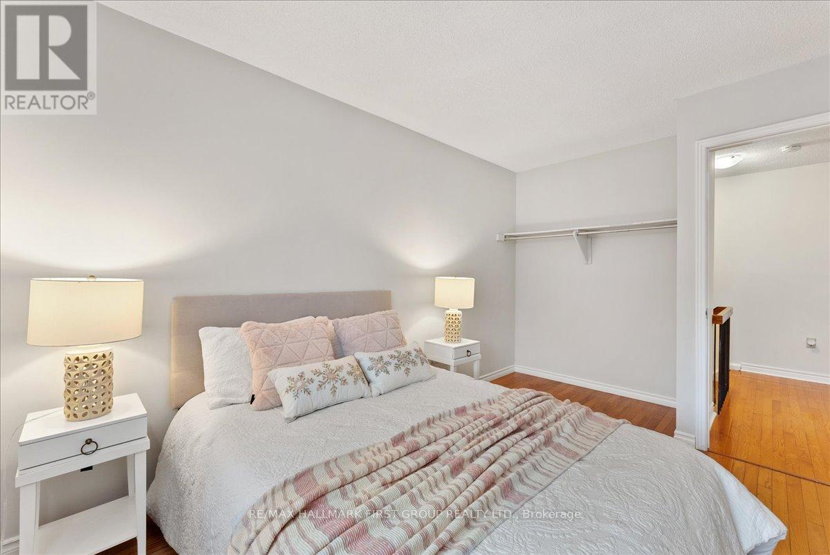 Photo 24 of 1868 Malden Crescent, Pickering ON