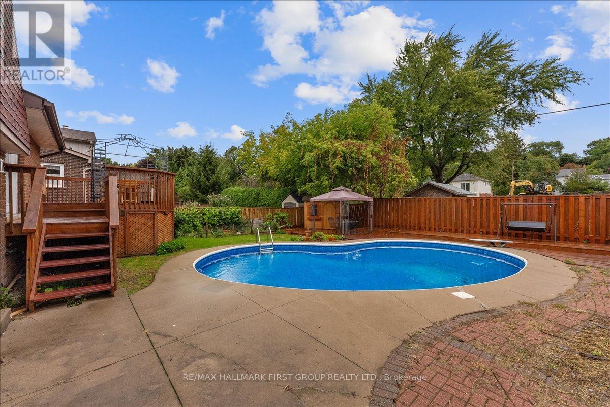 Photo 29 of 1868 Malden Crescent, Pickering ON