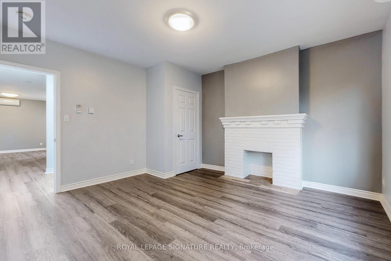 Photo 14 of 1 427 Danforth Avenue, Toronto ON