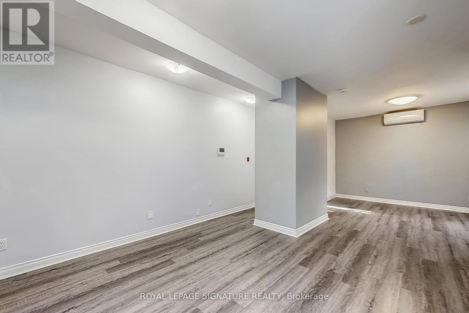 Photo 3 of 1 427 Danforth Avenue, Toronto ON