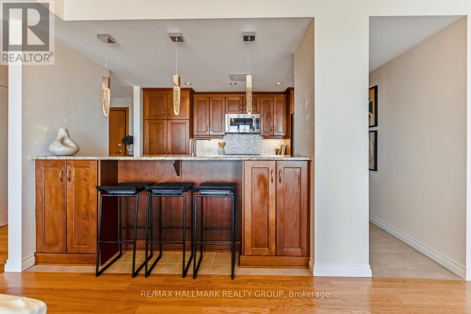 Photo 13 of 1404 90 George Street, Ottawa ON