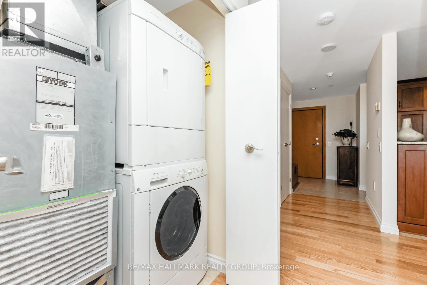Photo 26 of 1404 90 George Street, Ottawa ON
