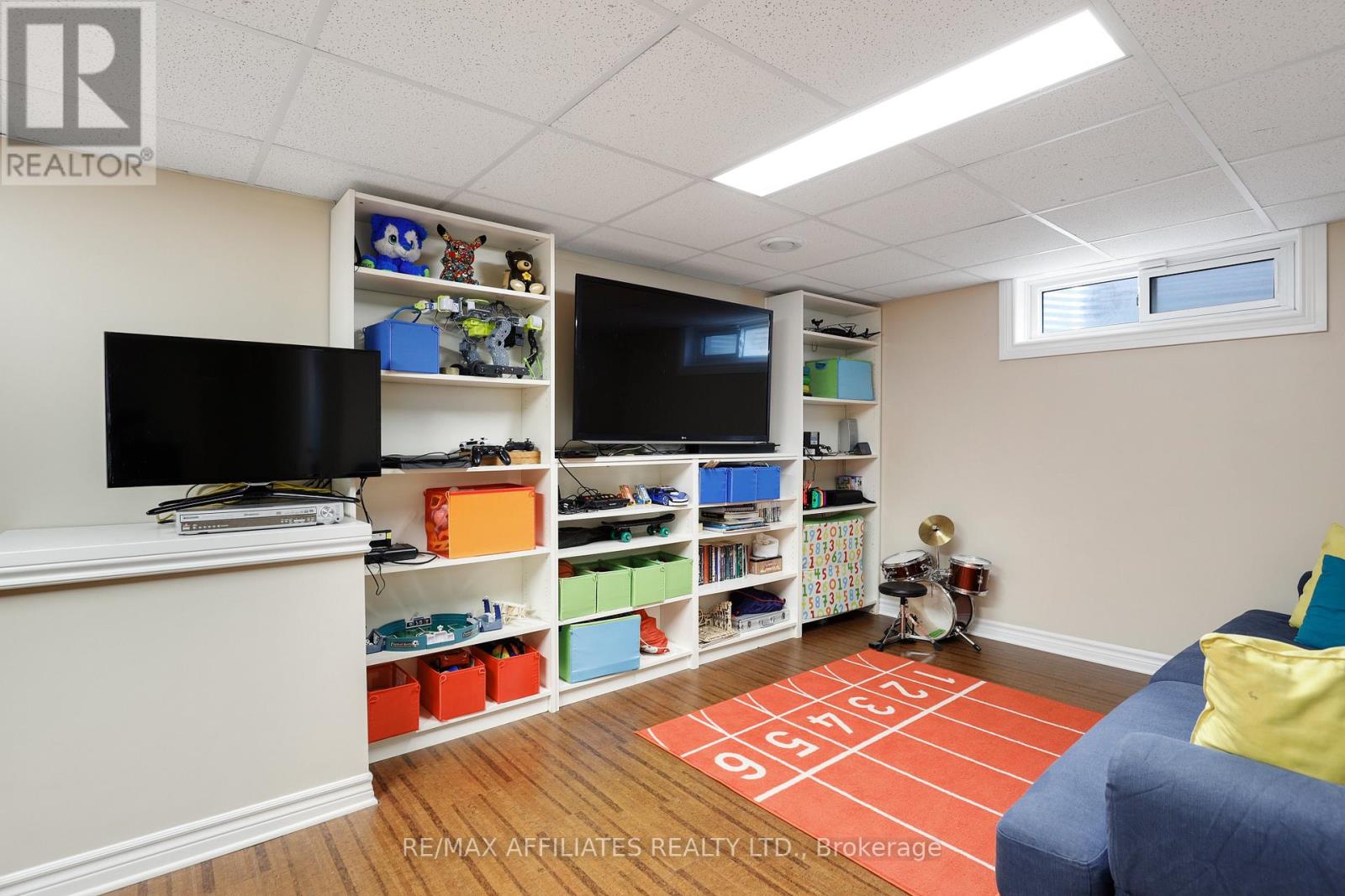 Photo 31 of 2347 Briar Hill Drive, Ottawa ON